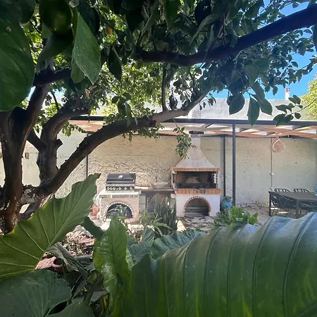 Joyful Secret Garden House Dom wakacyjny
